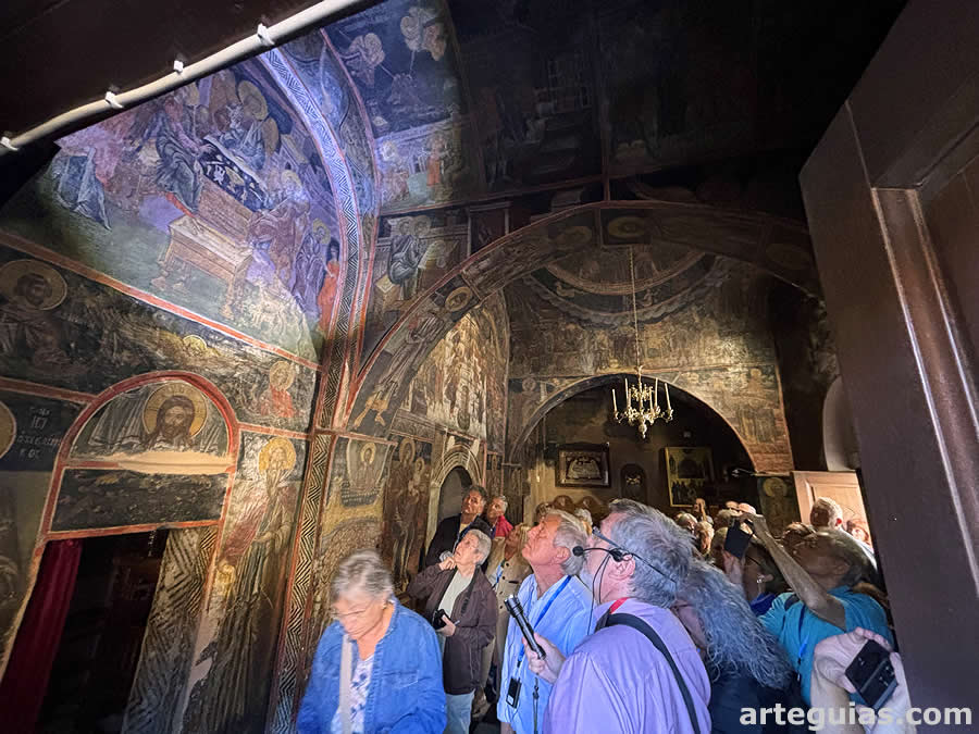 En el n&aacute;rtex de Tesssarakonta