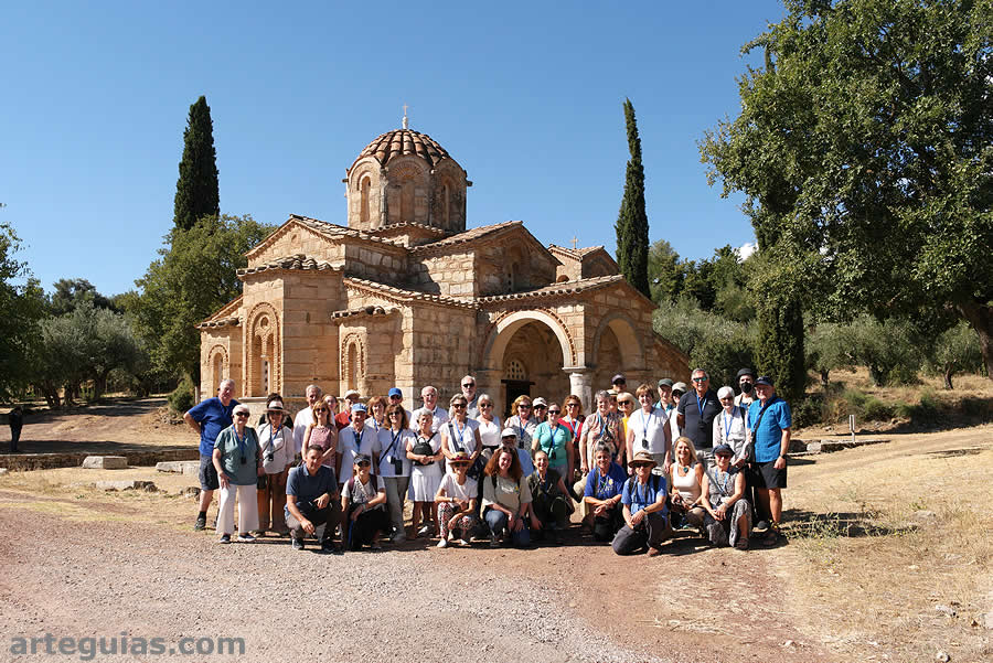 En la iglesia de Samarina