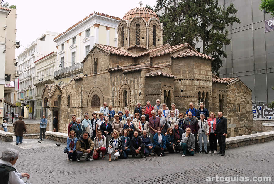 Foto de familia en Kapnikarea de Atenas