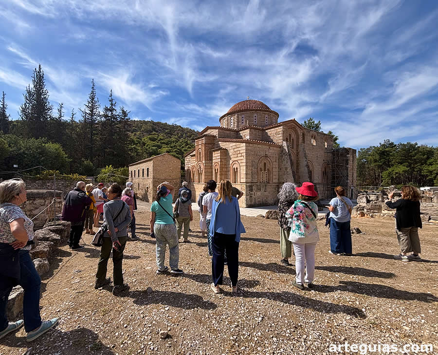 Visita al Monasterio de Dafni