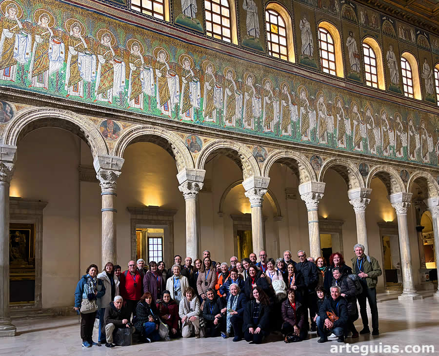 Foto de familia en San Apolinar Nuevo