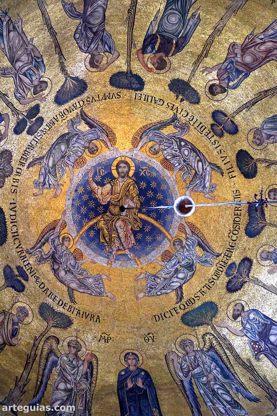 Uno de los grandes mosaicos de San Marcos de Venecia