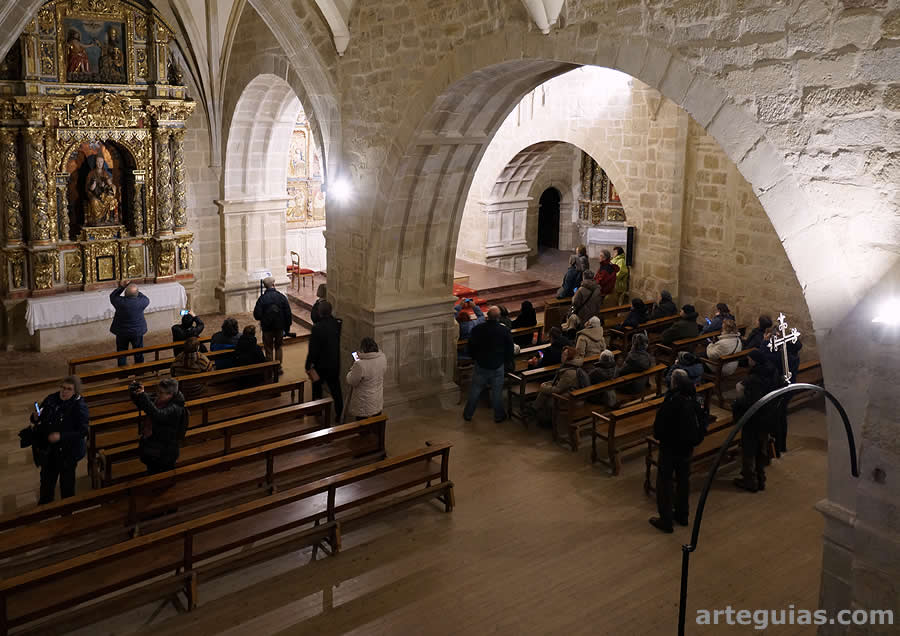 Interior de la iglesia de Santa Mar&iacute;a de Sajazarra