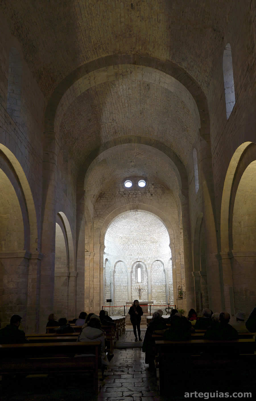 En el interior de la iglesia de la Can&oacute;nica de Vilabertr&aacute;n