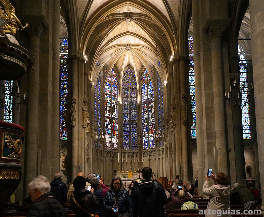 Interior de Saint-Nazaire