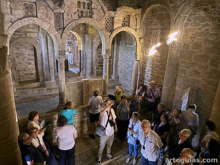 Interior de Santa Cristina de Lena