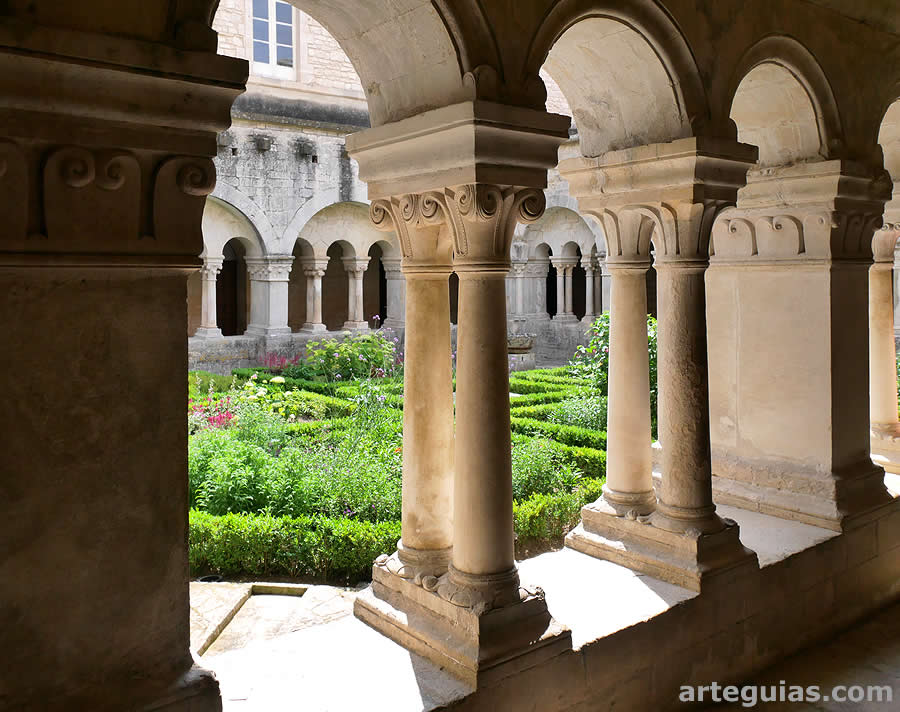 Claustro de S&eacute;nanque