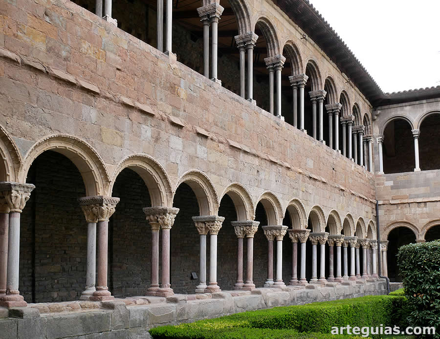 Claustro de Ripoll