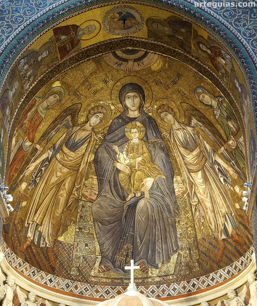 Mosaico bizantino en el &aacute;bside septentrional de la Catedral de Messina.