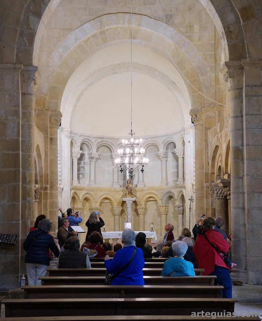 El &aacute;bside de Santa Mar&iacute;a de Siones es una maravilla