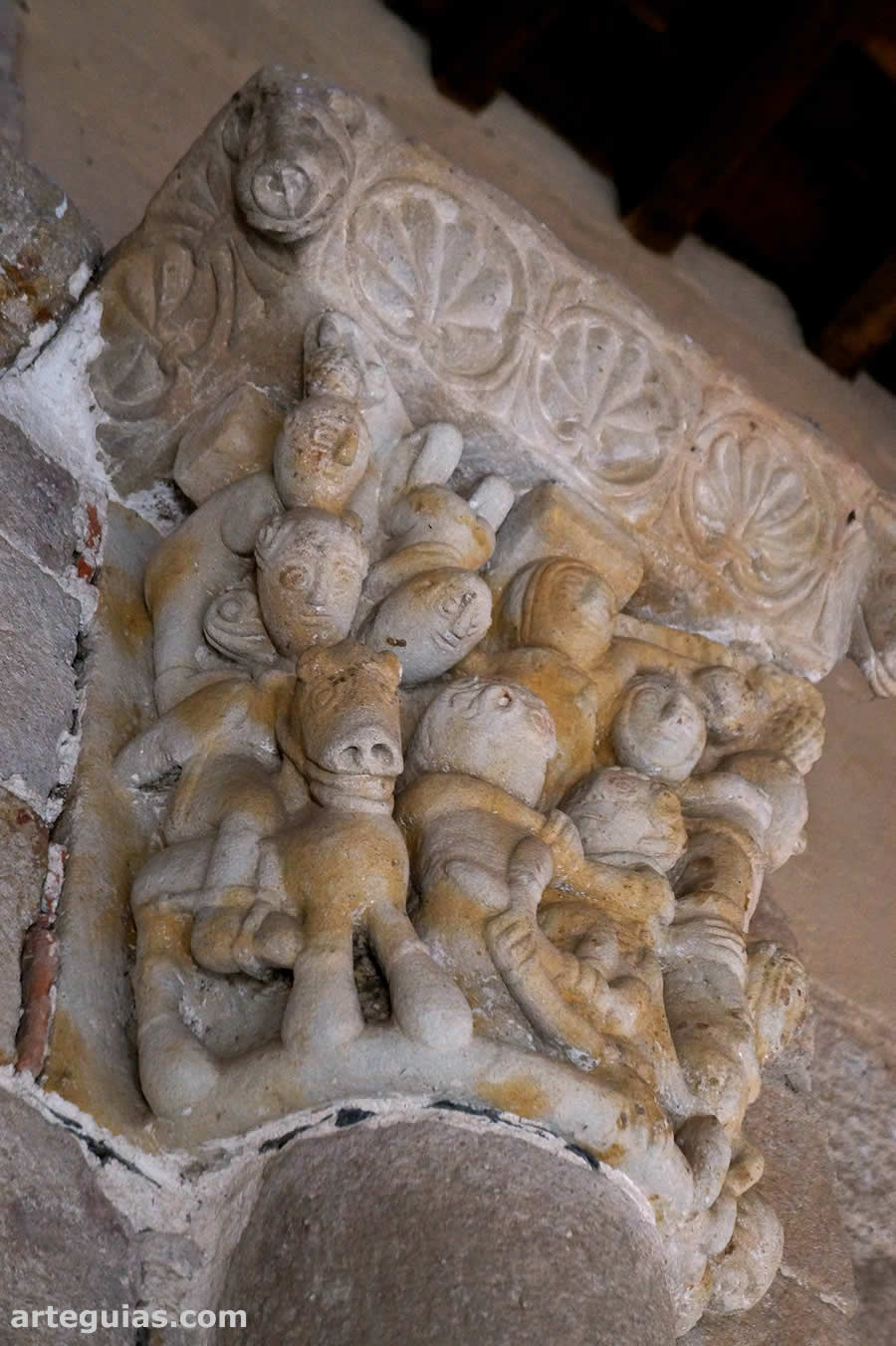 Capitel de Santiago de los Caballeros