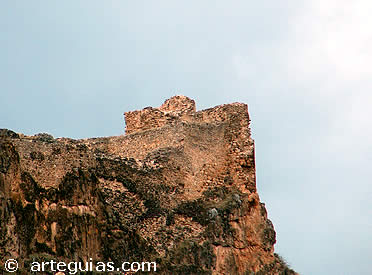 Ruinas del castillo alcazaba de Ca&ntilde;ete, Cuenca