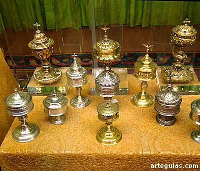 C&aacute;lices y Copones del siglo XVI