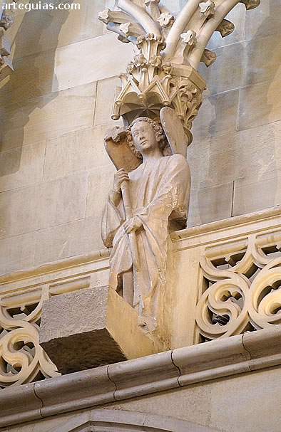 &Aacute;ngel del triforio