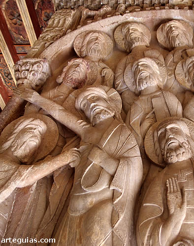 Duda de Santo Tom&aacute;s. Claustro rom&aacute;nico de Santo Domingo de Silos