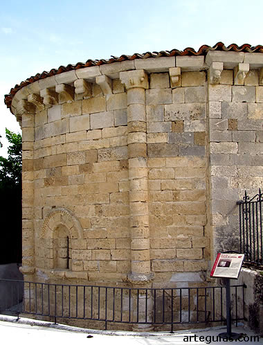 &Aacute;bside rom&aacute;nico de la Ermita de C&aacute;rdaba