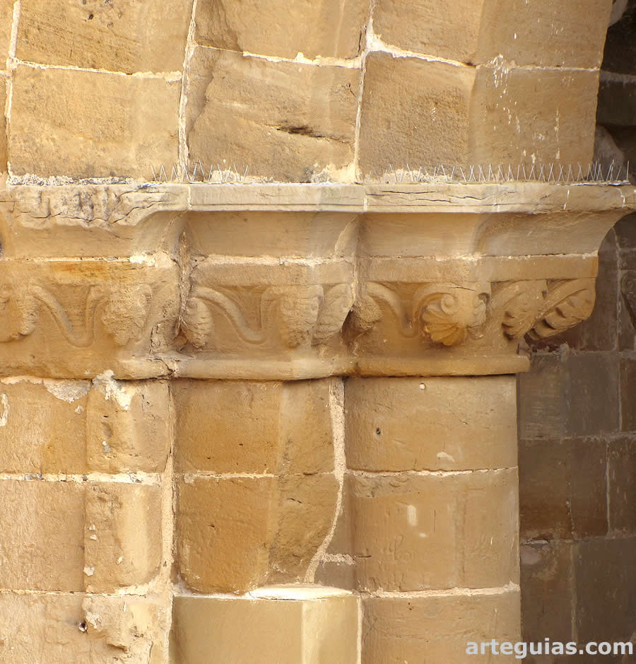 Apoyos del arco triunfal