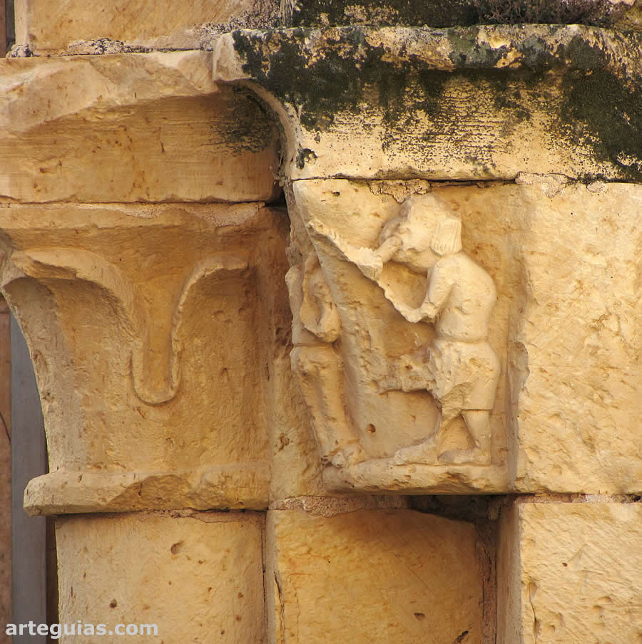Capiteles rom&aacute;nicos