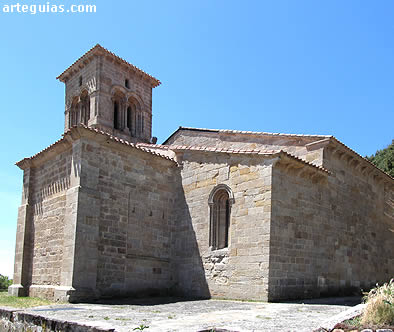 La ermita vista desde el noreste
