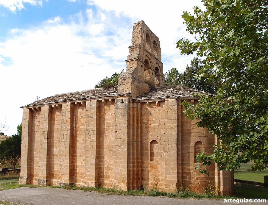 Vista general de la ermita de San Mart&iacute;n de Pi&eacute;rnigas, Burgos