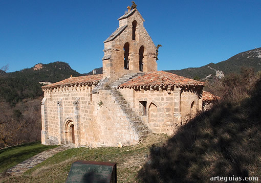 Ermita de R&iacute;o-Quintanilla, desde el sureste