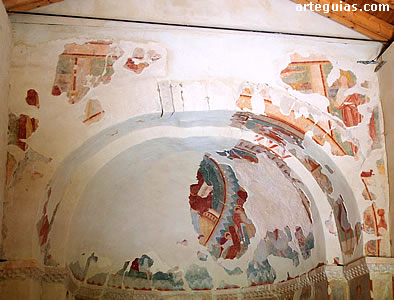 San Pelayos de Perazancas: restos de las pinturas rom&aacute;nicas de la b&oacute;veda absidal