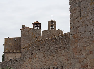 Tramo de muralla de este pueblo de Girona