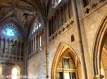 Interior de la iglesia de El Salvador de Getaria