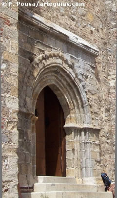 Iglesia de Nuestra Se&ntilde;ora del Mayor Dolor. Puerta sur