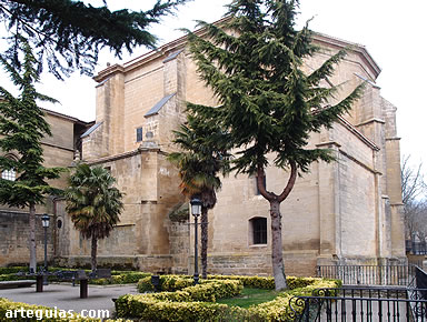 Cabecera poligonal construida en el siglo XVI