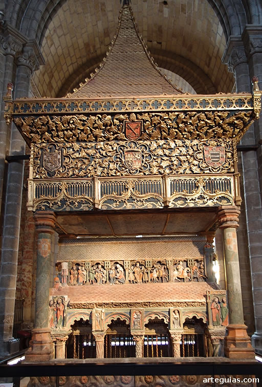 Cenotafio de los m&aacute;rtires de San Vicente de &Aacute;vila