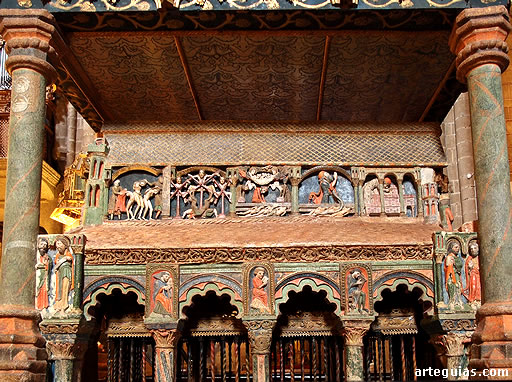 Cenotafio de la bas&iacute;lica de San Vicente de &Aacute;vila