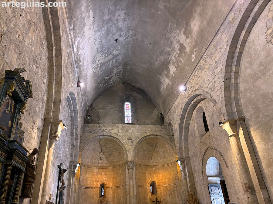 Una nave y dos &aacute;bsides en la Iglesia d'Espira-de-l'Agly