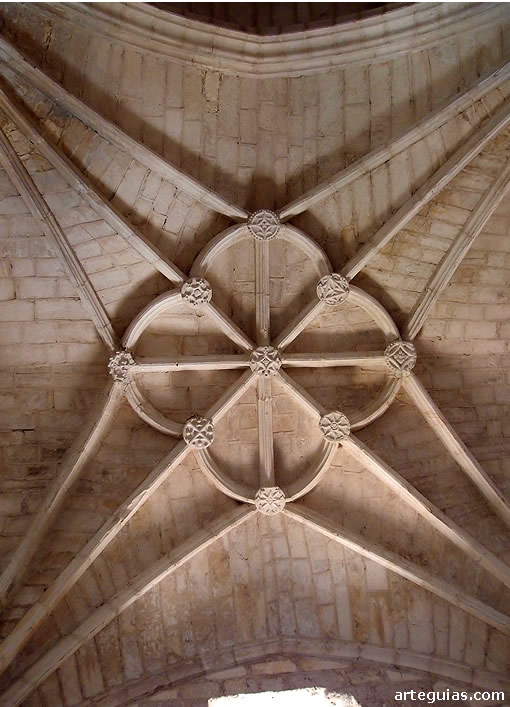 B&oacute;veda estrellada de la iglesia