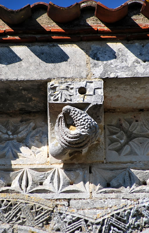 Iglesia de Notre Dame de Rioux: canecillo