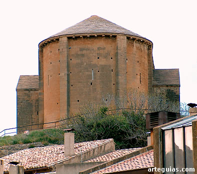 Cabecera y capillas laterales