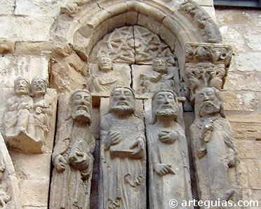 Detalle del apostolario