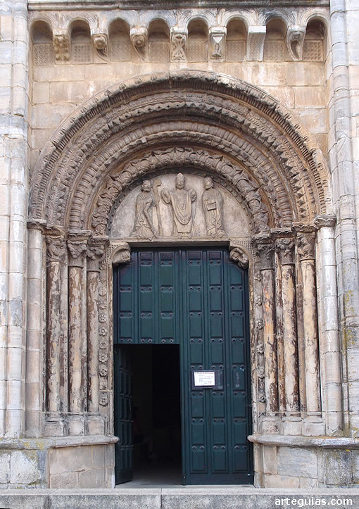 San Nicolas, Portomar&iacute;n: portada meridional