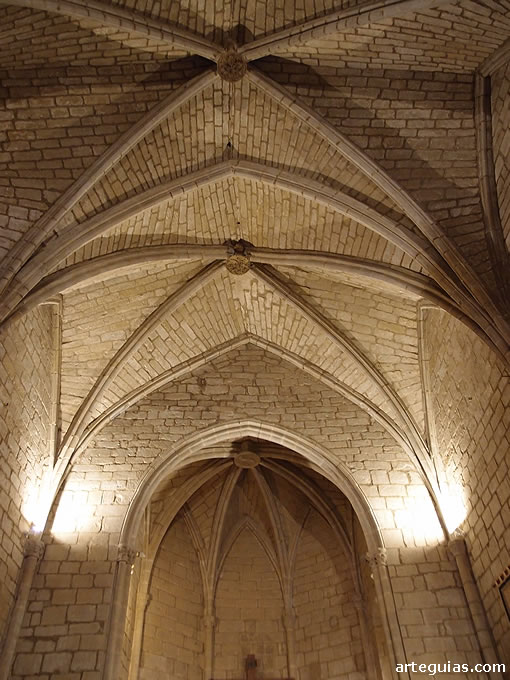 Interior de este edificio g&oacute;tico