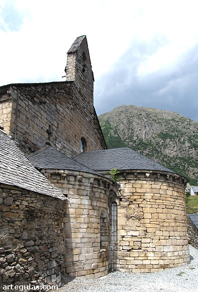 La cabecera desde el lado sur