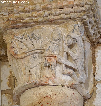 Capitel del arco triunfal