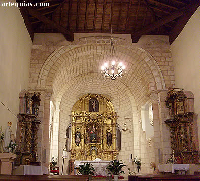 Interior de la iglesia de la Natividad de Sotillo