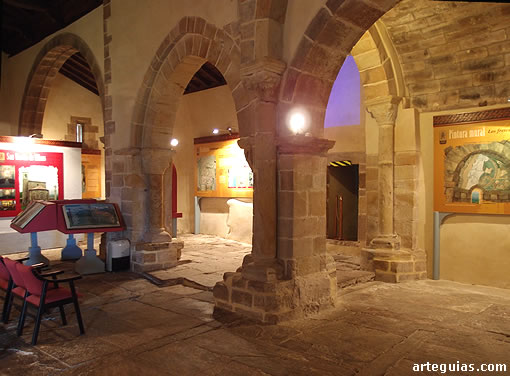 Naves central y septentrional. Igllesia y Centro de Interpretaci&oacute;n del rom&aacute;nico de Villacantid, Cantabria