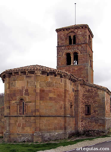 Aspecto de la iglesia  de Vizca&iacute;nos de la Sierra, desde el noreste