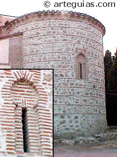 &Aacute;bside dela iglesia del cementerio de Carabanchel