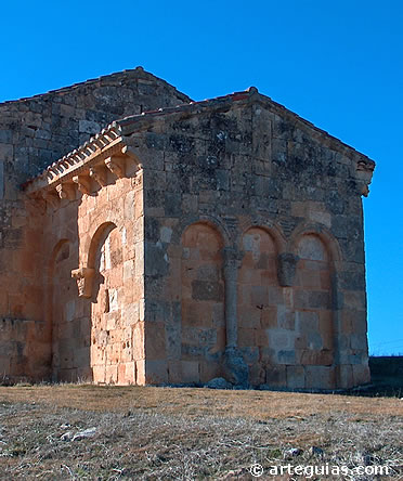 &Aacute;bside de la iglesia de Coru&ntilde;a del Conde, Burgos
