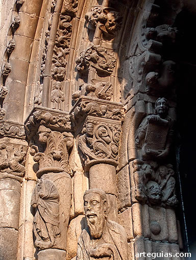Puerta norte de la Catedral de Orense. Galicia