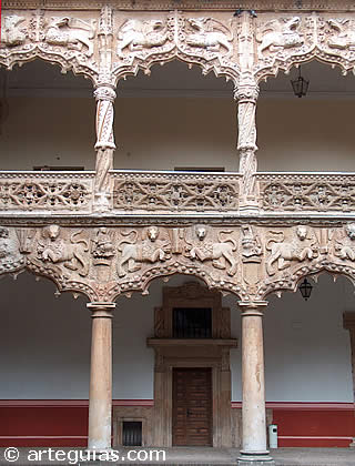 Patio del Palacio del Infantado