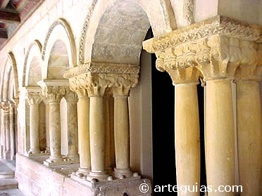 Entrada a la Sala Capitular. Monasterio de Silos