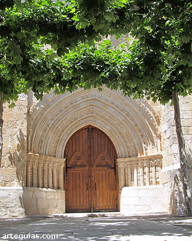 Portada de la iglesia de Torresandino. Burgos
